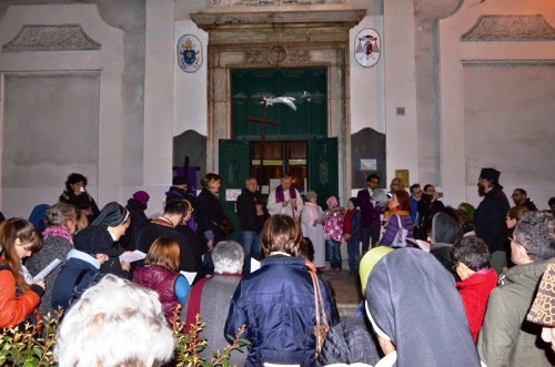 Греко-католики участь у спільній Хресній Дорозі вулицями Рима (ФОТО) Греко-католики участь у спільній Хресній Дорозі вулицями Рима (ФОТО)